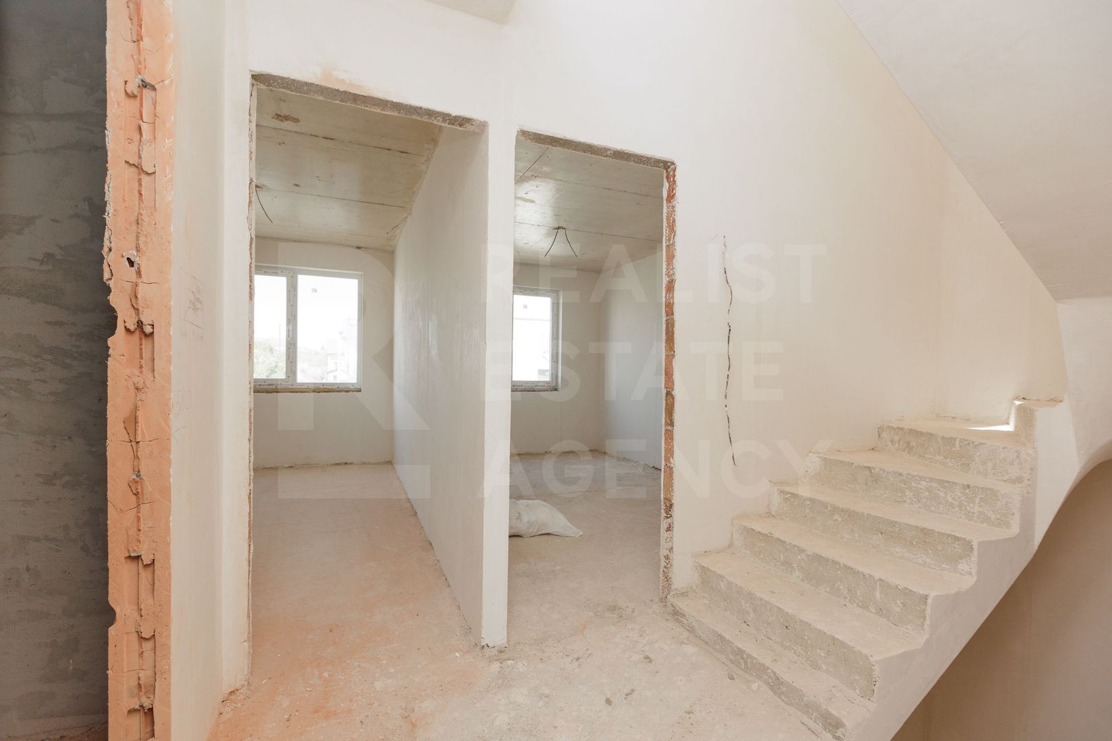 Vânzare, townhouse, pe str-la 1 Sfinții Marțiri Brâncoveni, sec. Codru - Poză 17