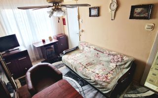 Inchiriez apartament cu 2 camere,clima centrala, zona Calea Sagului/ 300 euro. - Poză 6