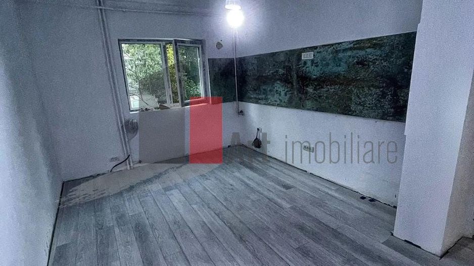 Vânzare apartament 2 camere semidecomandat Drumul Găzarului - Giurgiului - Poză 4