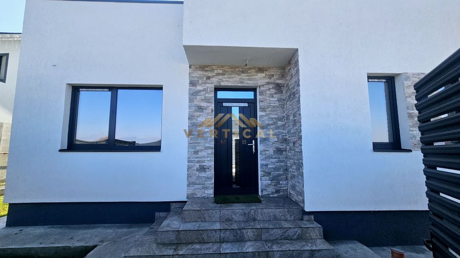 Casa pe un singur nivel cu 4 camere - comuna Berceni - Poză 11