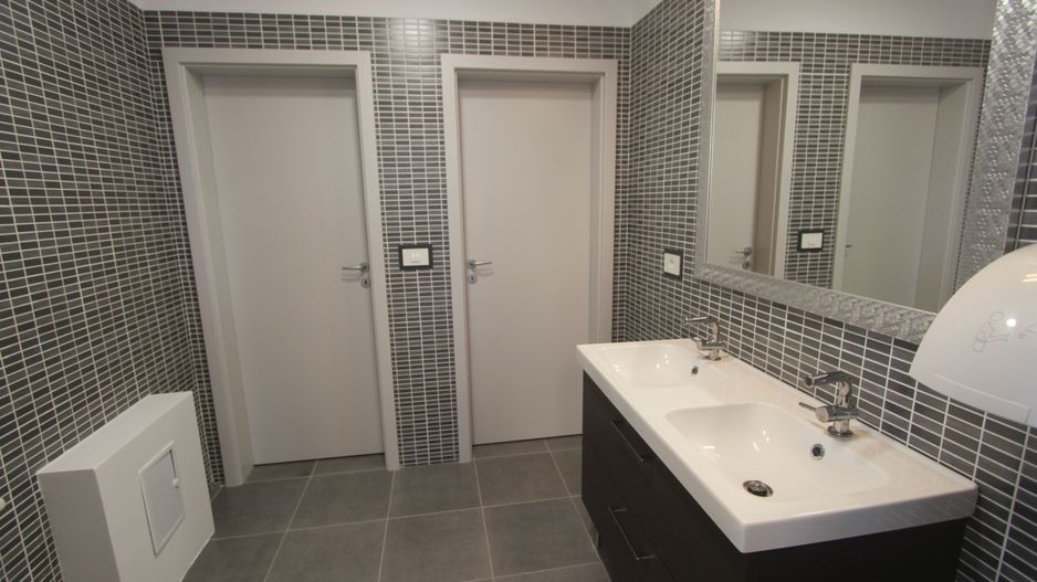 Cladire birouri - 282 mp -  zona Rebreanu - Poză 33
