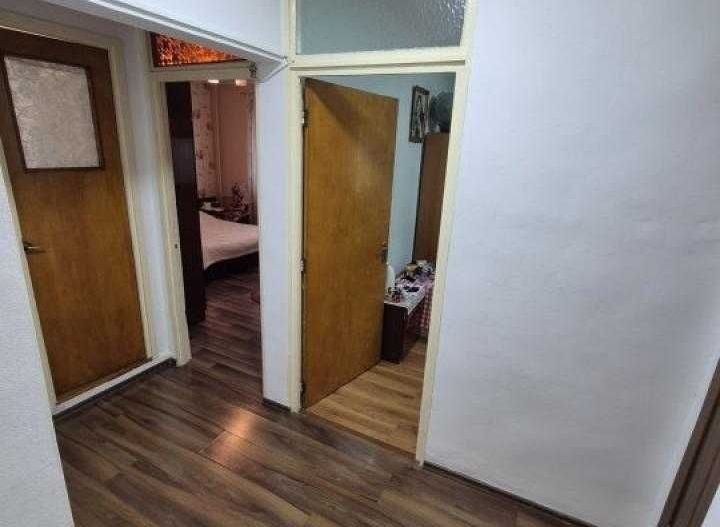 Vanzare Apartament 3 Camere Bd Decebal / Th. Sperantia/ Delea Noua - Poză 4