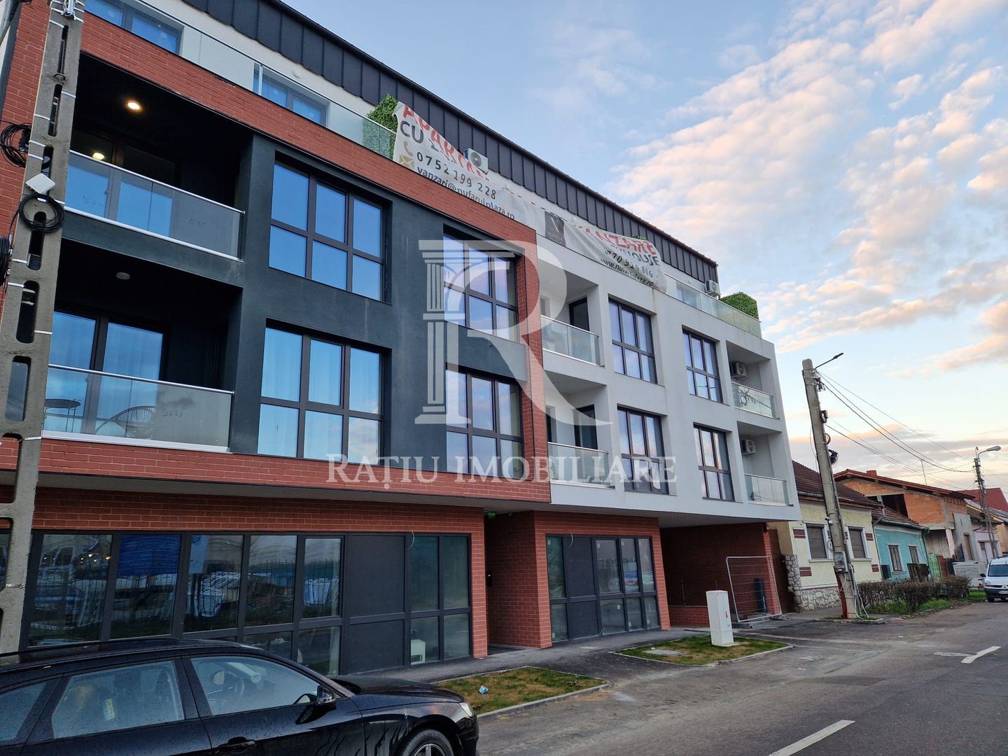 Apartament cu 2 camere ultracentral  | Charm Residence  |  Oradea - Poză 8