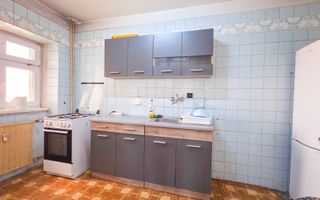 Apartament 4 camere, 2 băi, 2 balcoane, bloc reabilitat - Poză 9