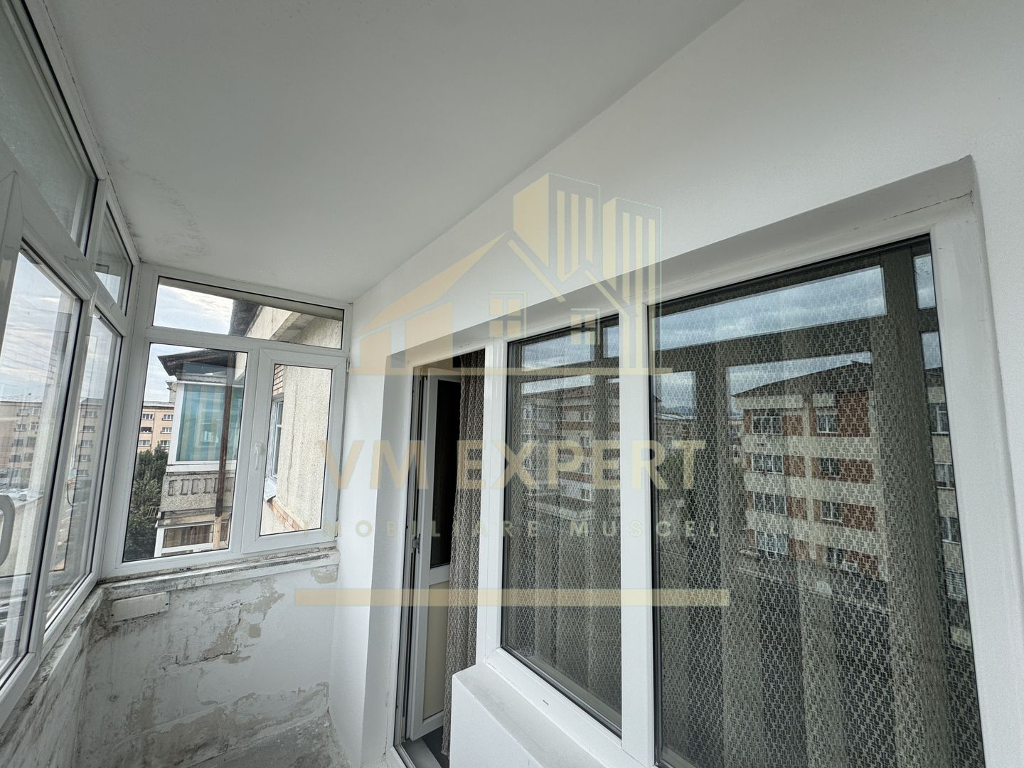 APARTAMENT 2 CAMERE 2 BALCOANE ETAJ 4 GRUI CAMPULUNG - Poză 13