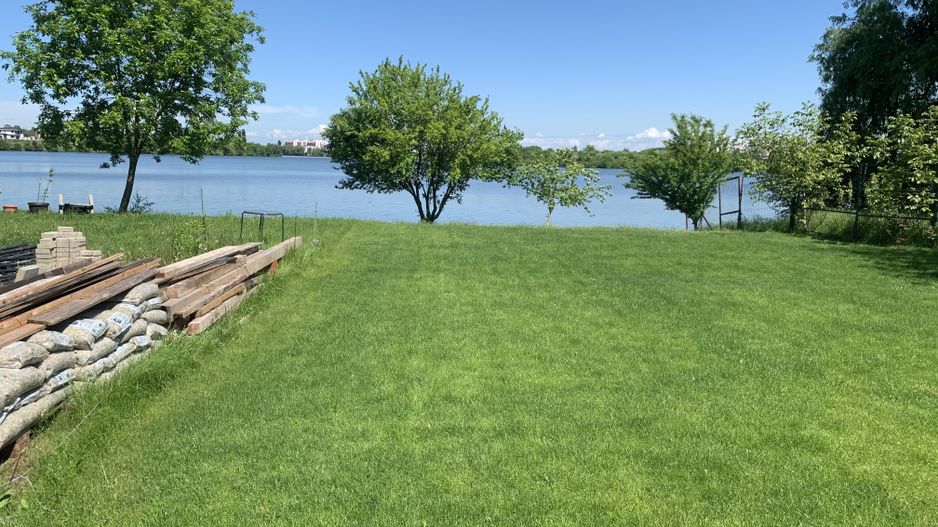 Doua etaje in vila pe malul lacului Grivita birouri rezidential - Poză 2