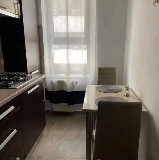 De închiriat apartament 2 camere Apărătorii Patriei - Poză 3