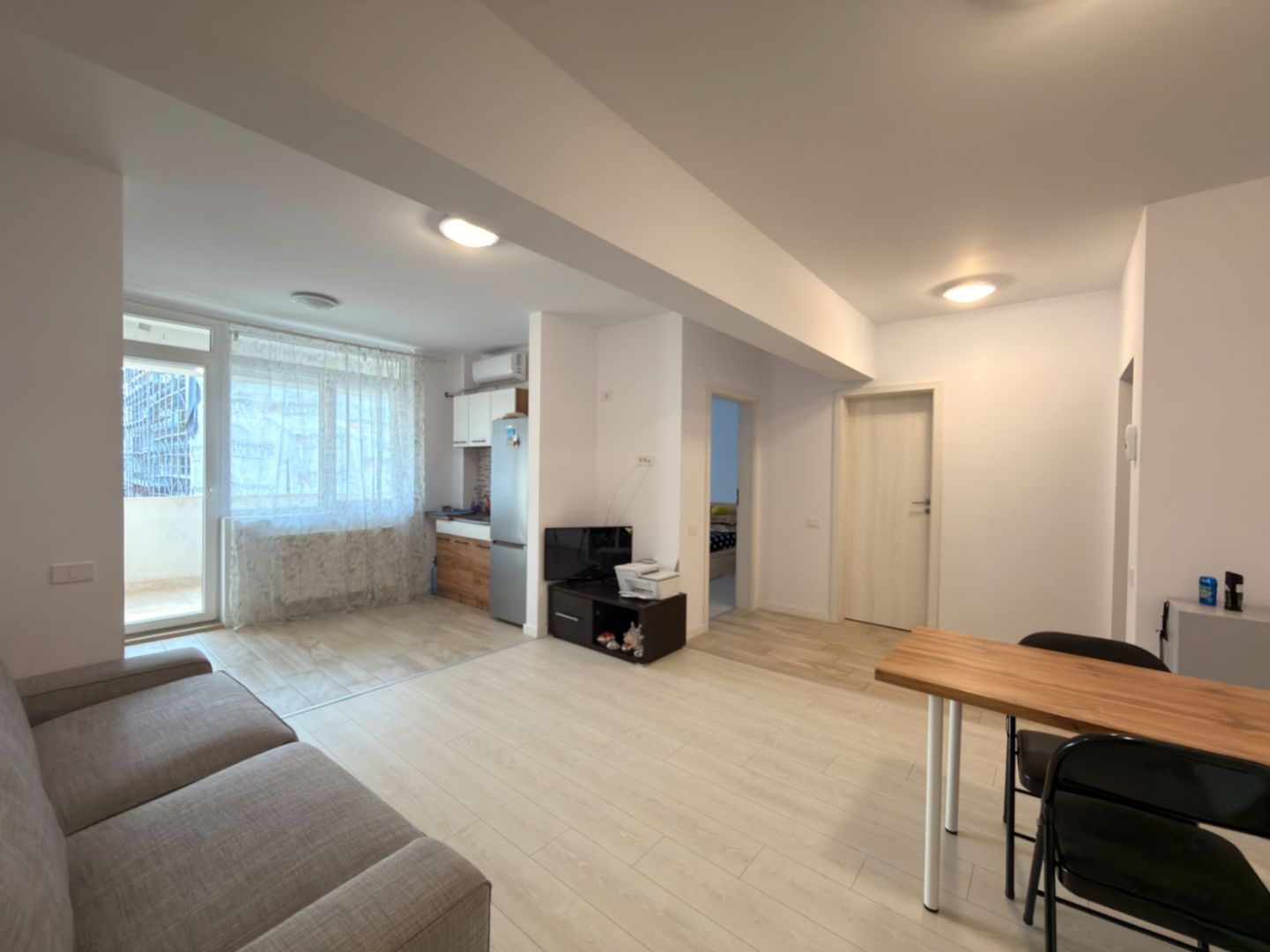 Apartament 2 camere tip studio | Aproape de metrou Berceni / Leonida - Poză 1