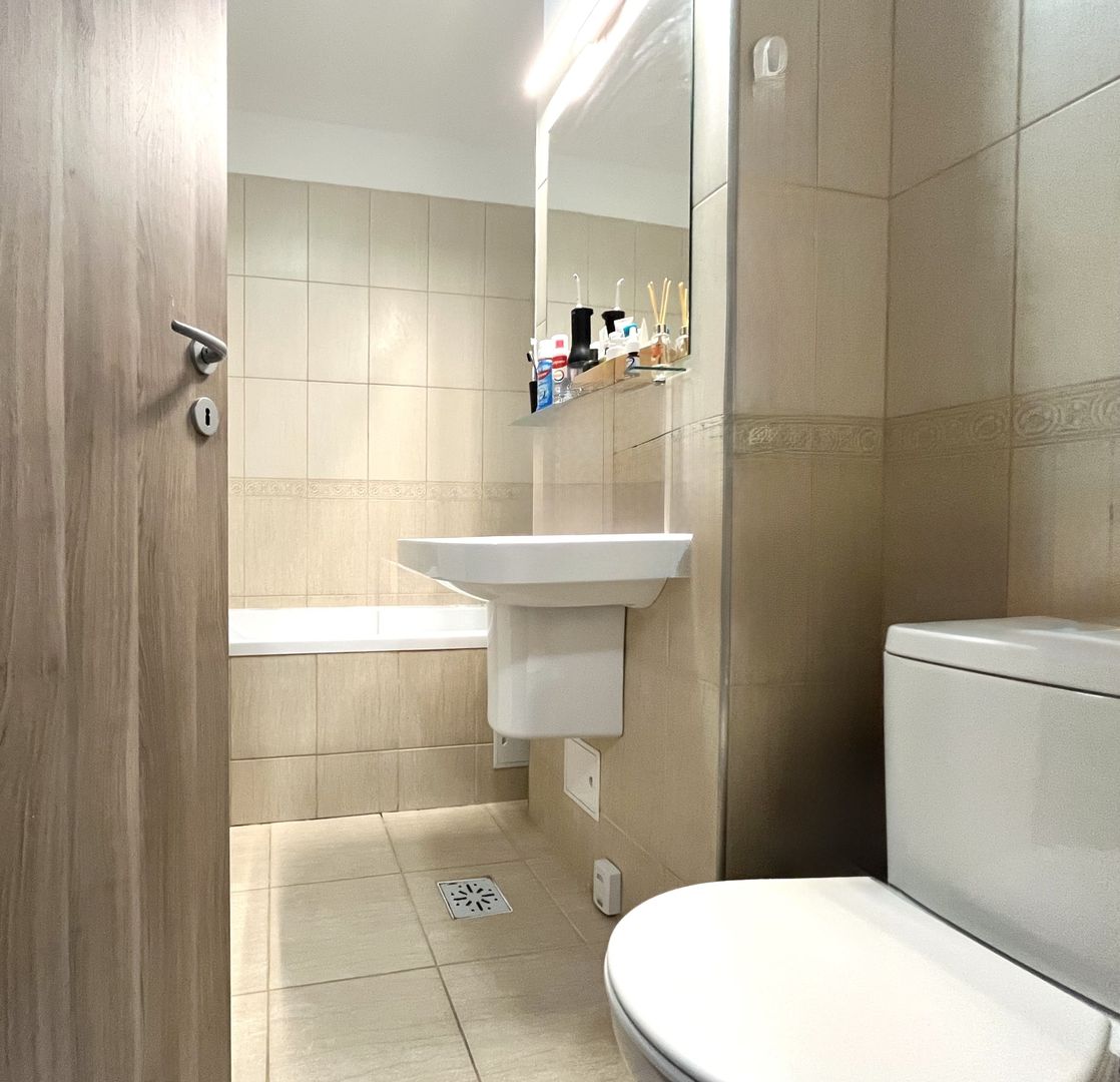 Apartament 3 camere, primitor si spatios, Zona Central - City of Mara - Poză 11