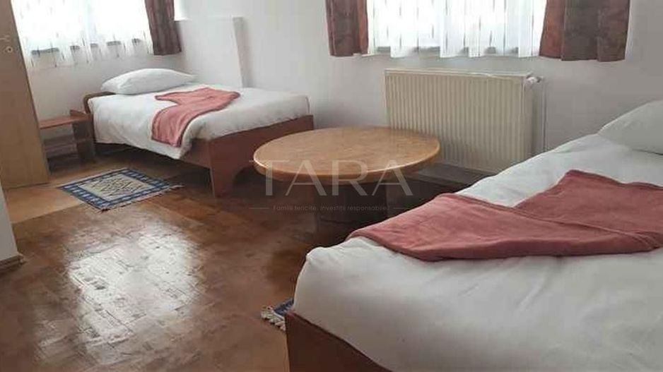 Casă spațioasă cu potențial de pensiune sau clinica, zona Zorilor - Poză 6