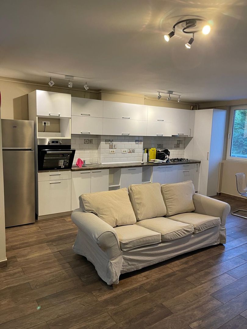 Închiriez apartament 2 camere în fața Domeniului Știrbey Buftea - Poză 2