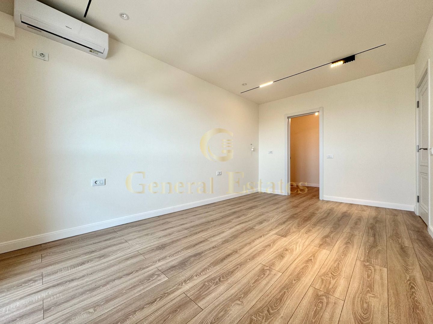 Vânzare Penthouse cu Terasă generoasă în Complexul Atrium Garden - Poză 15