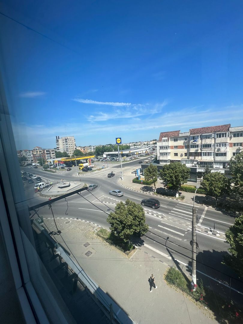 Apartament de închiriat | 3 camere | Șos. București -Cec Bank - Poză 9