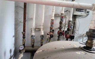 Clădire multifuncțională de vânzare – comerț, birouri și producție. - Poză 10