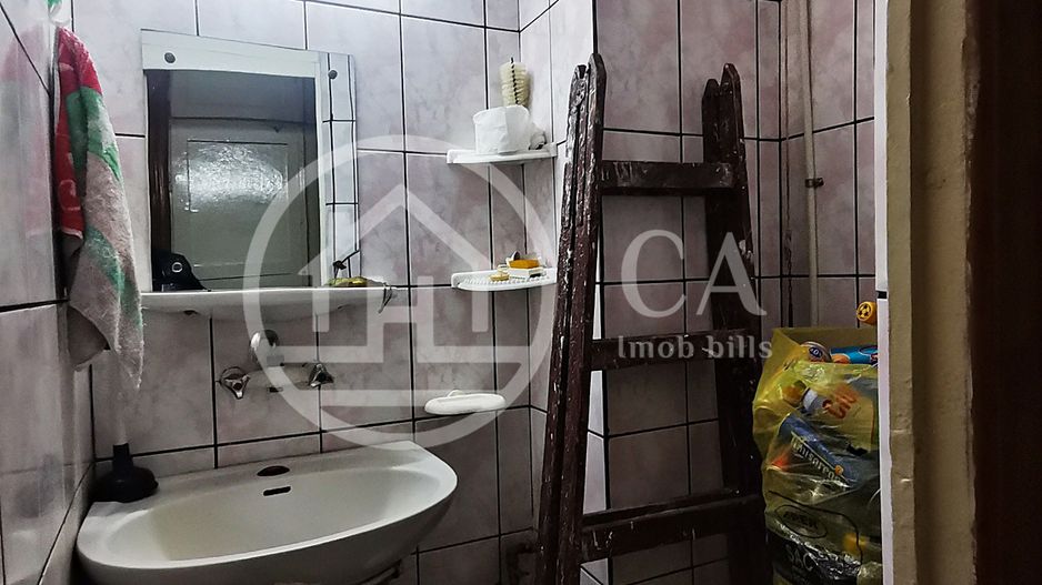 Apartament de vânzare cu 3 camere în zona Iosia , Oradea - Poză 9