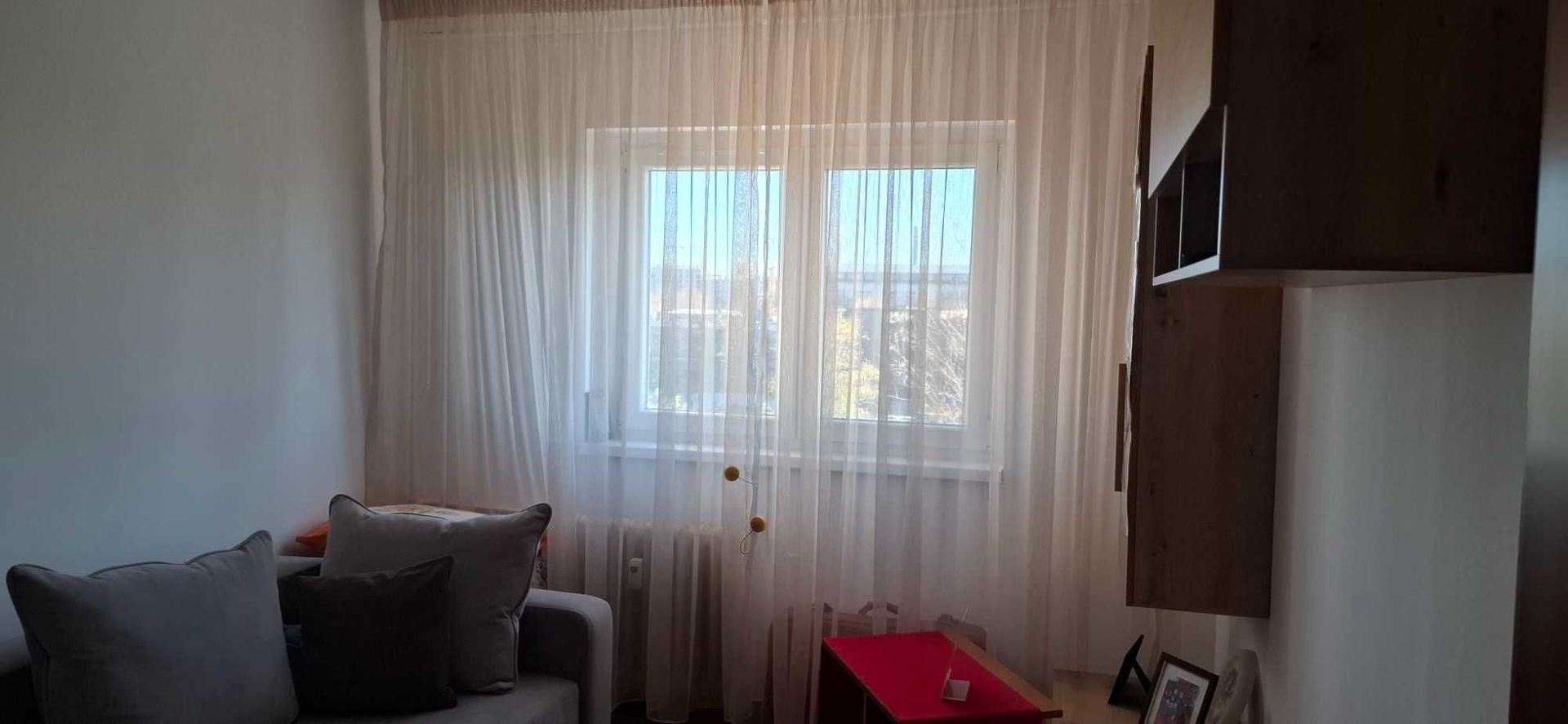 Vanzare apartament cu 3 camere Titan T664 - Poză 2