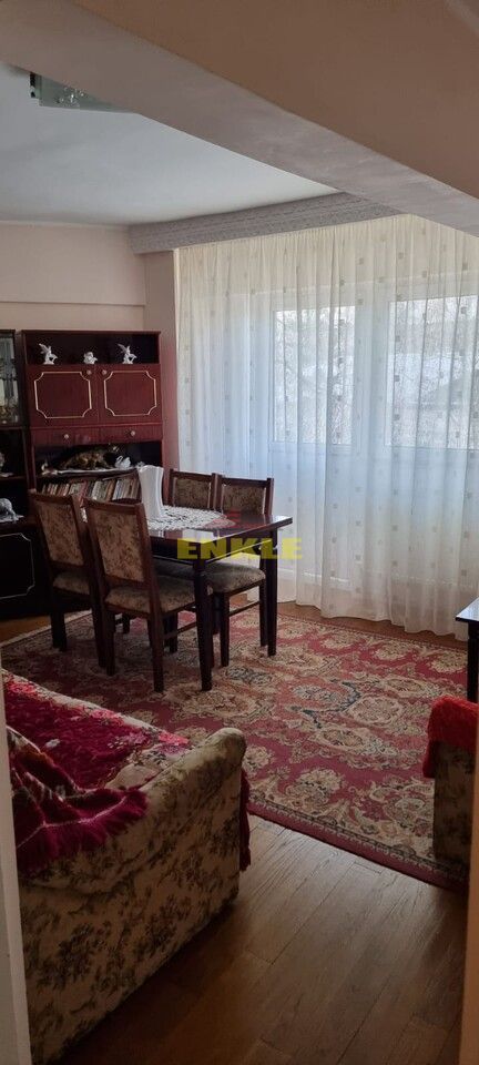 De vânzare apartament cu 4 camere decomandat, zona Bucovina - Poză 6