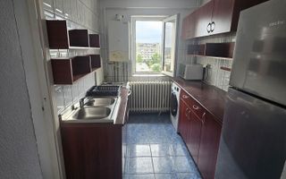 Închiriez apartament circular cu 2 camere Podu Ros - Poză 5