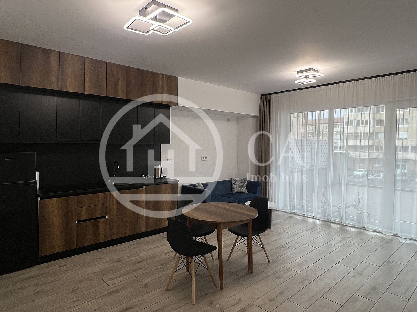 Apartament modern cu 2 camere de vanzare in Luceafarul, Oradea - Poză 2