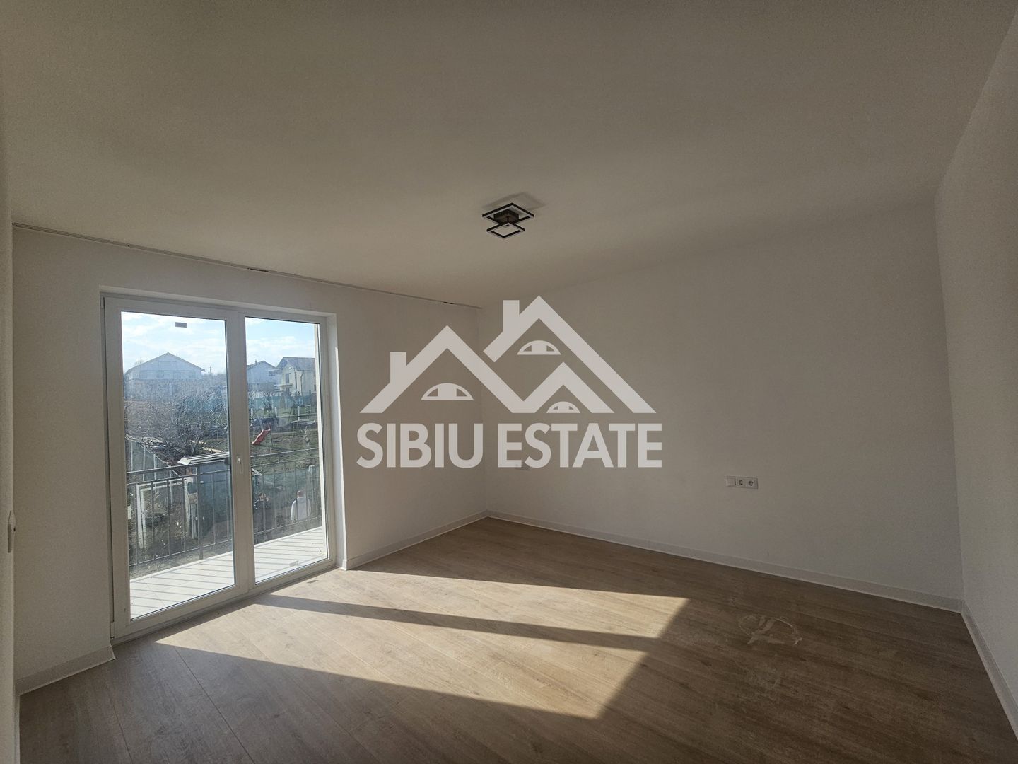 Casa de inchiriat, 4 camere, 2 bai, Sibiu Calea Cisnadiei - Poză 7