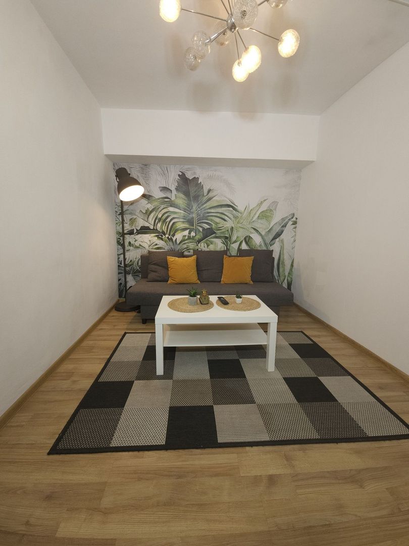 Închiriez apartament 2 camere, Unirii,centrală bloc, metrou 1 min, pet - Poză 1