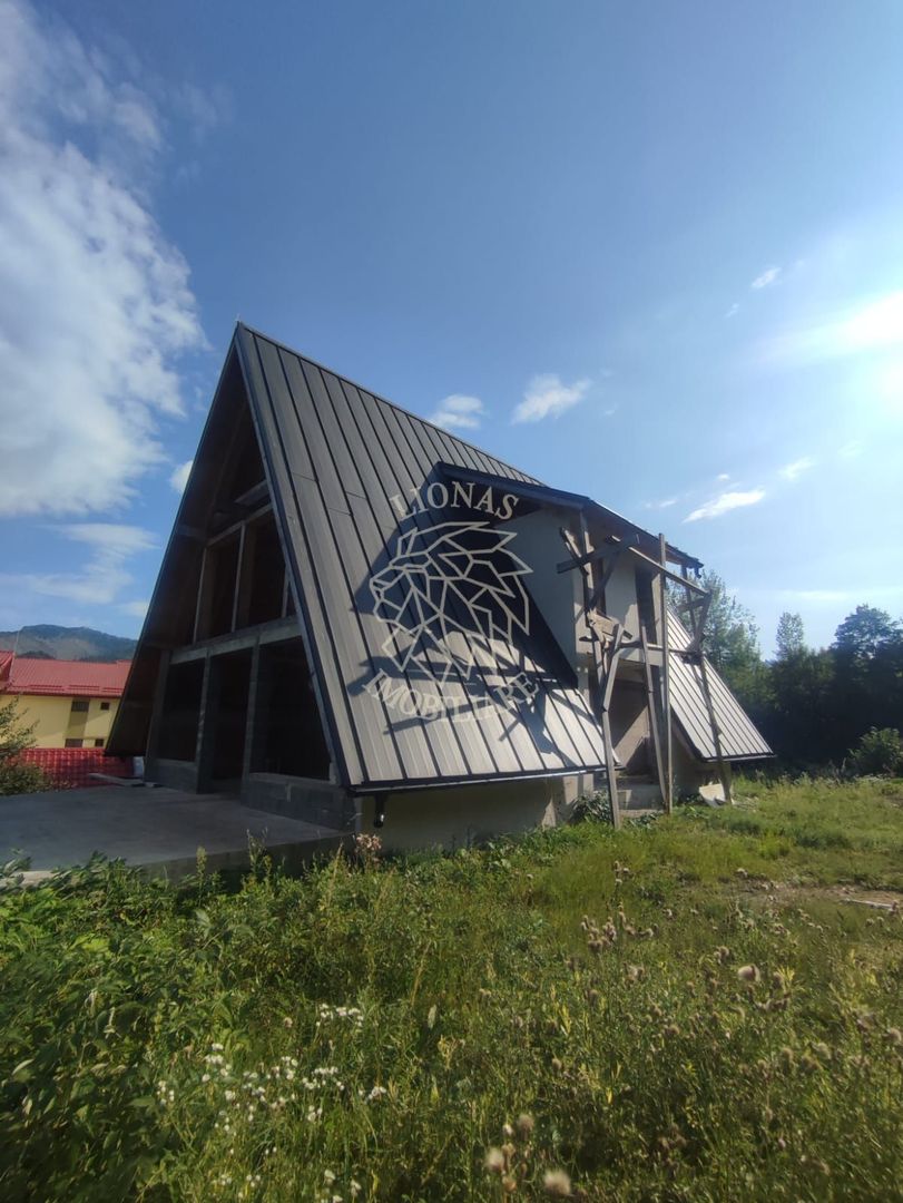 Cabana Finisata 160 mp -teren 4100 mp-Panorama spre Lac Colibita - Poză 1