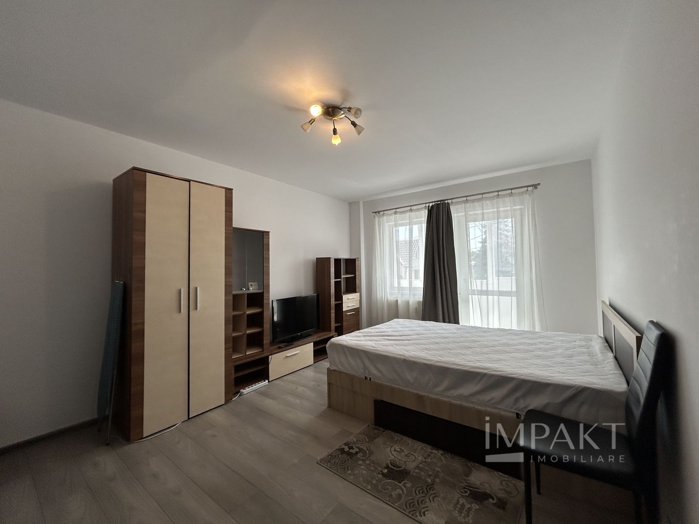 Apartament pentru 2 studenti, cu 2 camere decomandate in Cipariu ! - Poză 3