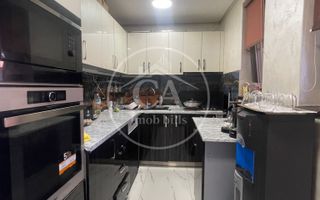Casă de vânzare cu 4 camere în Cartierul Tineretului, Oradea - Poză 8