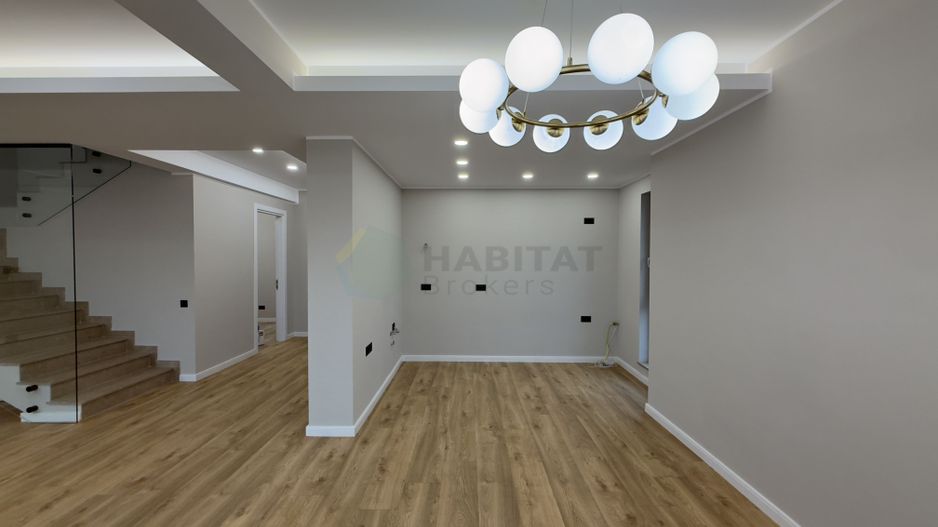 Vila individuala 5 camere Tunari 1 Decembrie - Poză 3