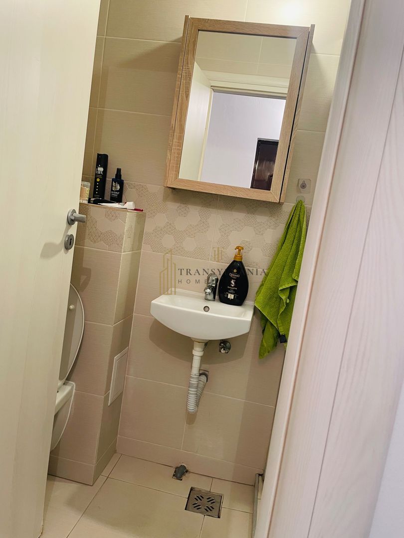 Vând garsonieră zona Vasile Aron - Poză 7