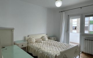 Apartament cu 3 camere | Decomandat | Decebal  | Oradea - Poză 1