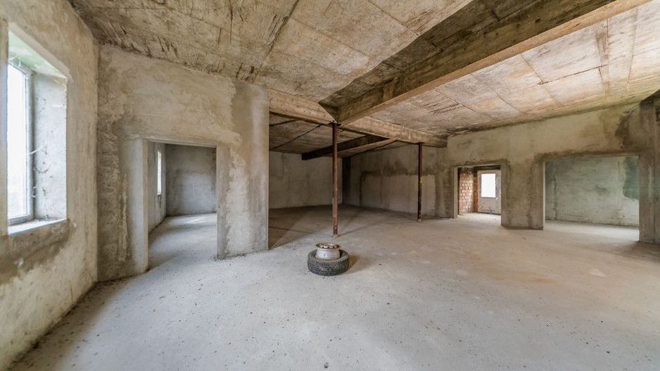 Casa caramida P+M, Vinga, cu potential spatiu comercial - Poză 1