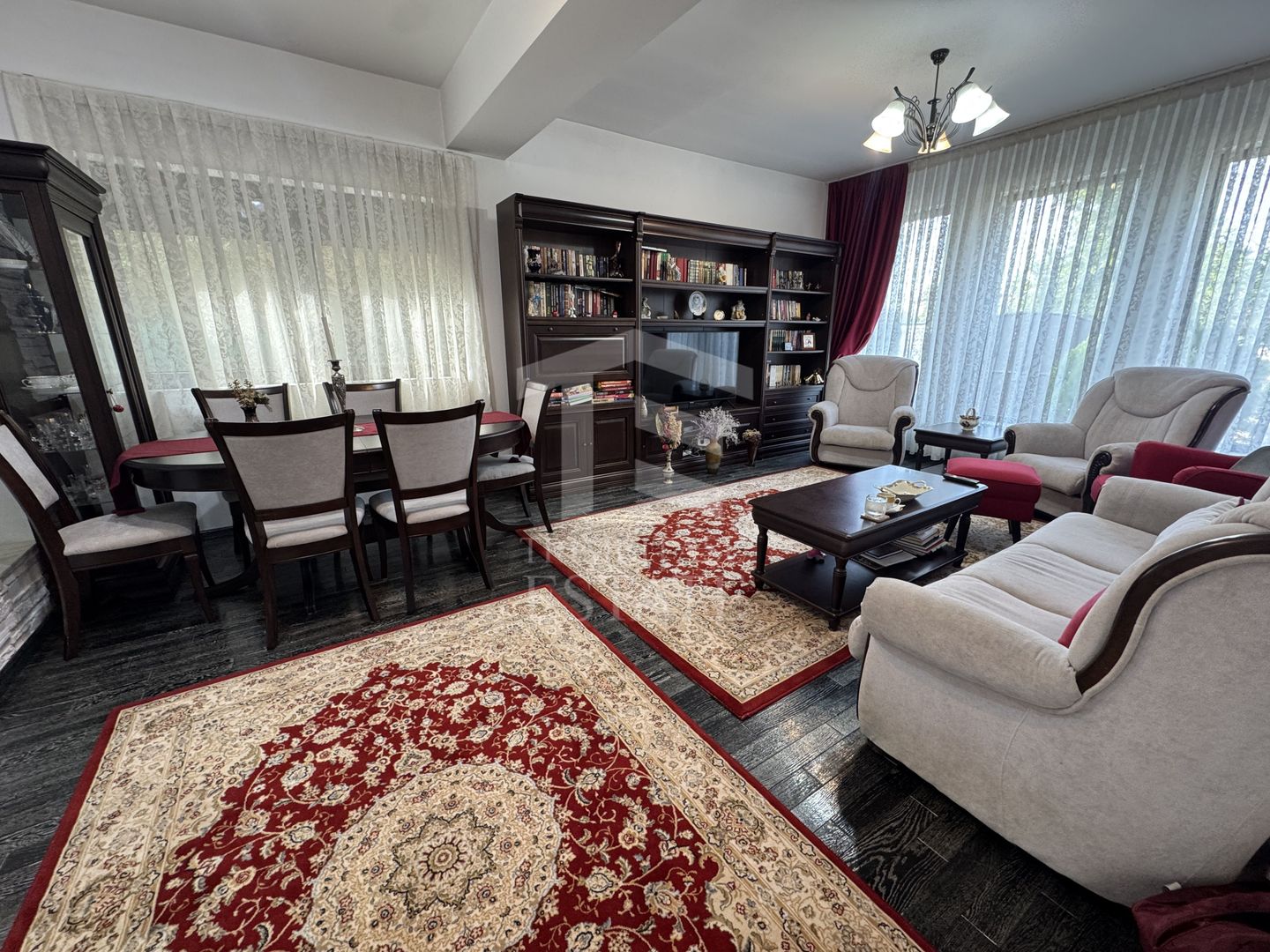 Domnesti Duplex 4 Camere 160 mp - Poză 5