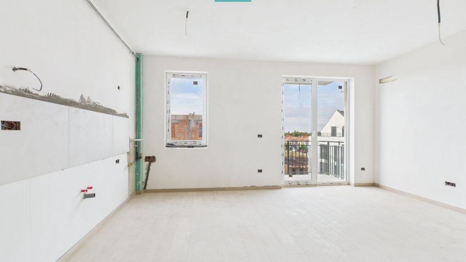 Apartament la mansardă în Freidorf - Shopping City - Poză 1
