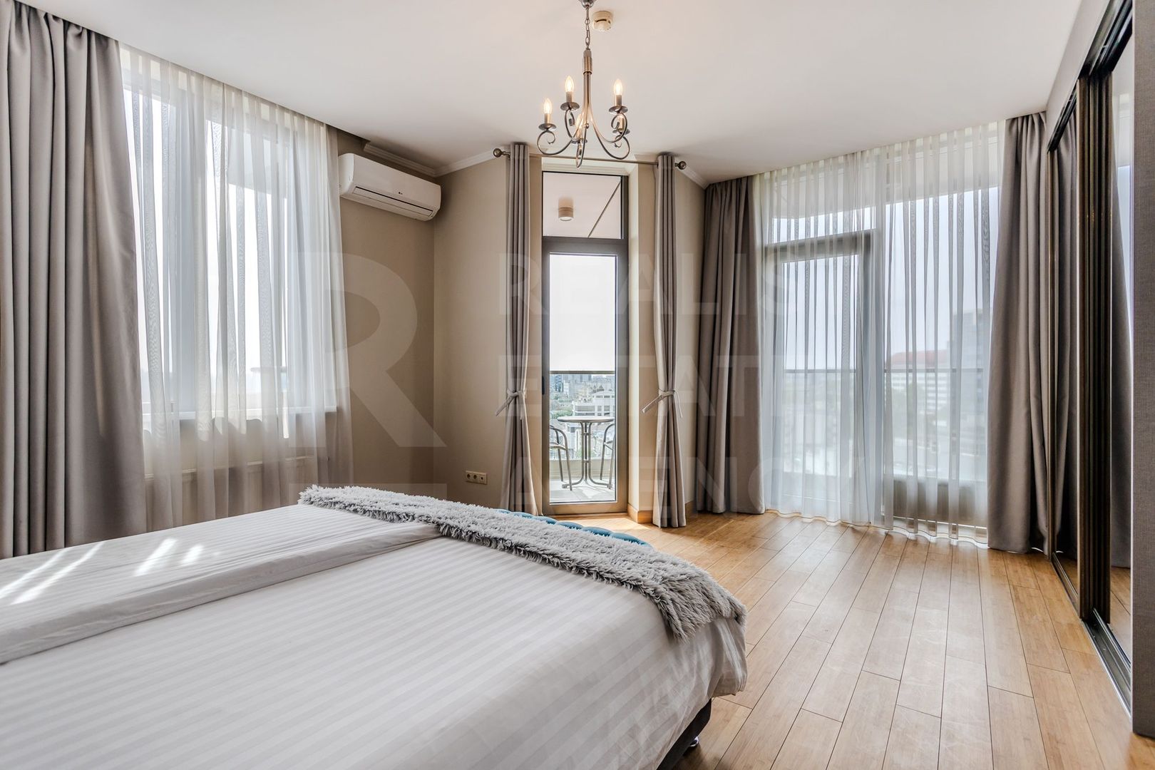 Vânzare apartamnet 2 camere, str. Columna, Centru - Poză 5