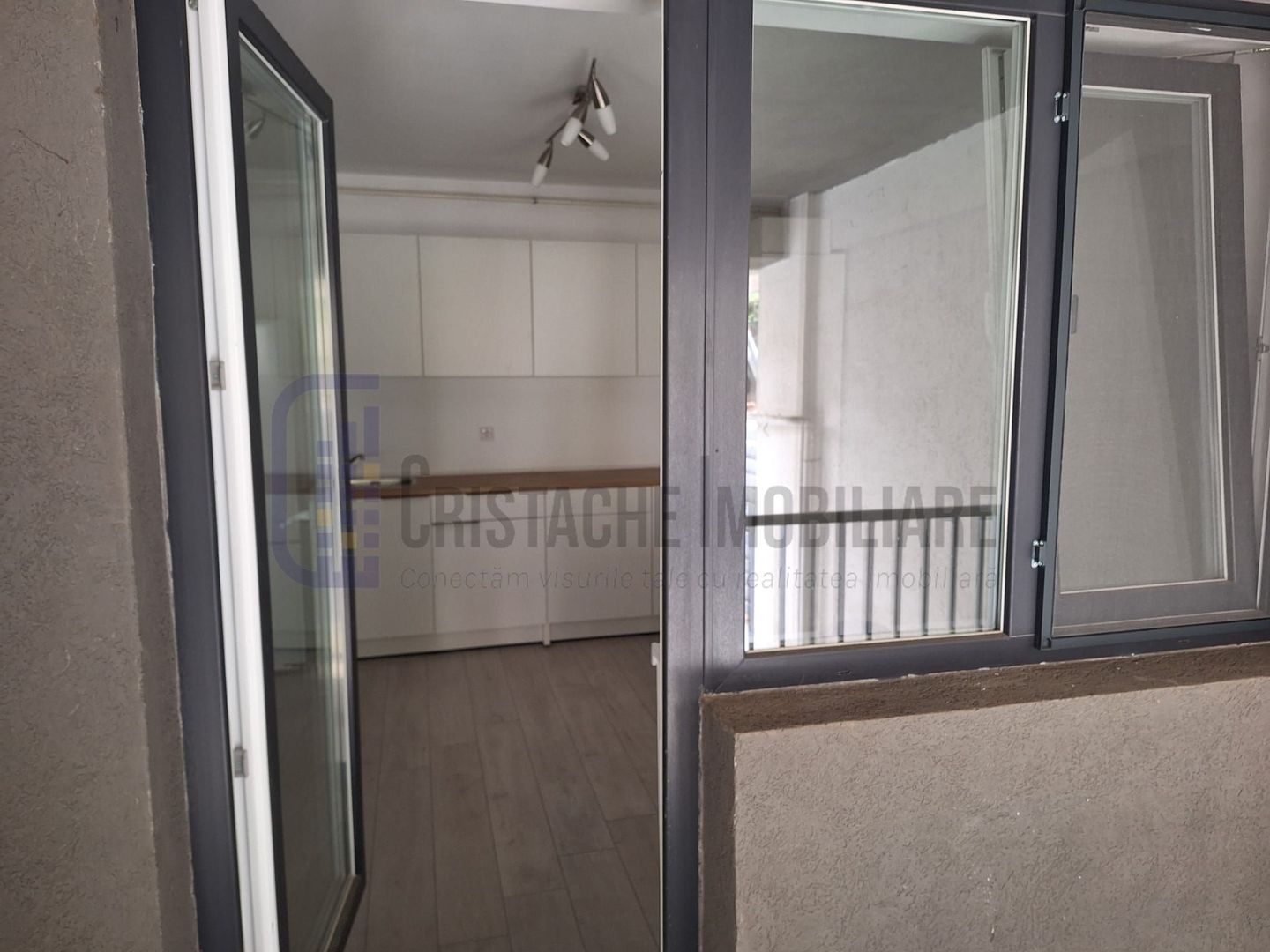 Bloc boutique | 3 camere | Centrala proprie | Metrou Dristor - Poză 11