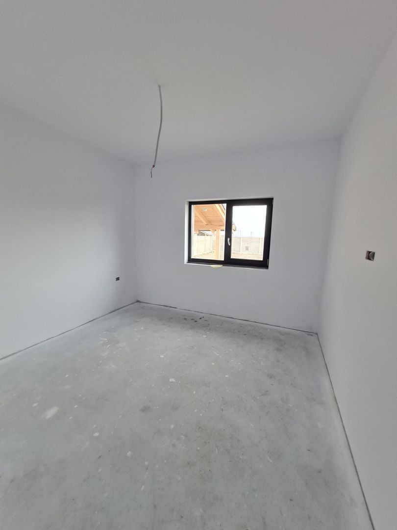 Casa individuala pe parter în Mosnita - Poză 17