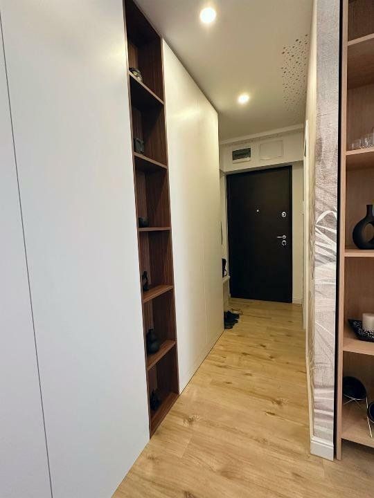 Apartament 3 camere lux cu loc dublu de parcare - Poză 1