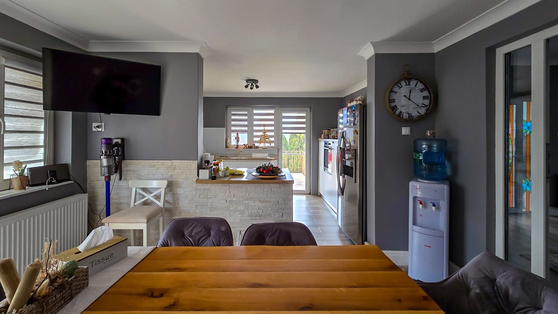 Vila superba | Teren 2300mp | Dealul cu tei | Aninoasa | Doicesti - Poză 13