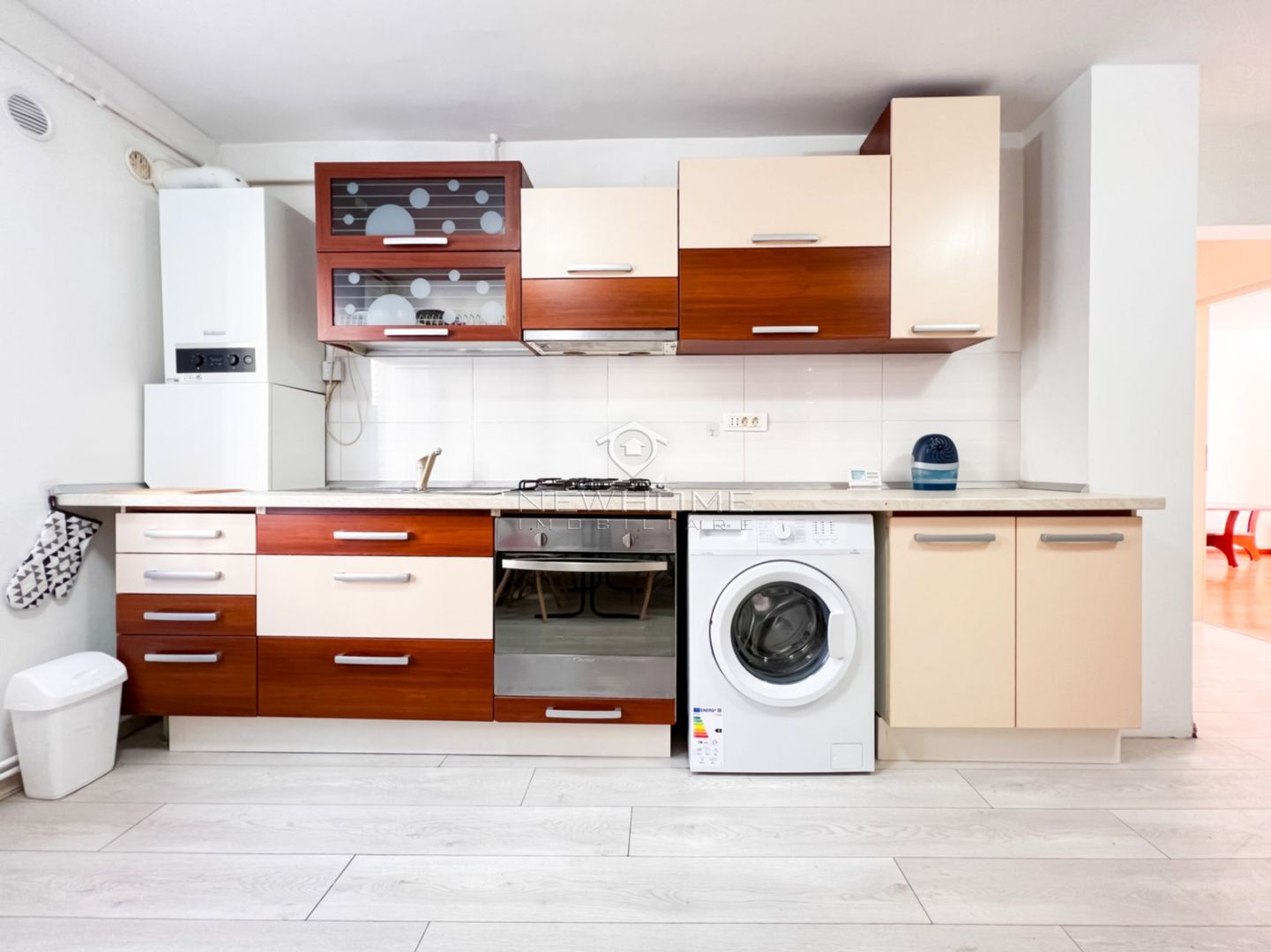 Apartament 2 camere decomandat, zona Iulius Mall - Poză 2