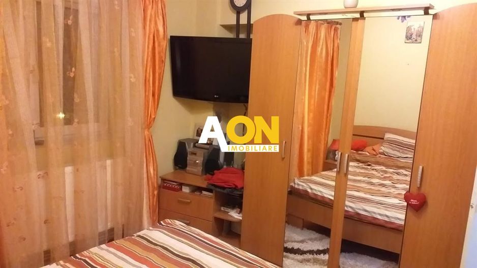 Apartament 4 camere  zona Piata Cetate  multiple imbunatatiri - Poză 7