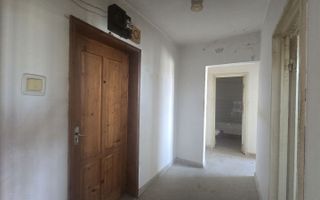 Apartament 2 camere, 43mp,decomandat,ultracentral,Covasna - Poză 3