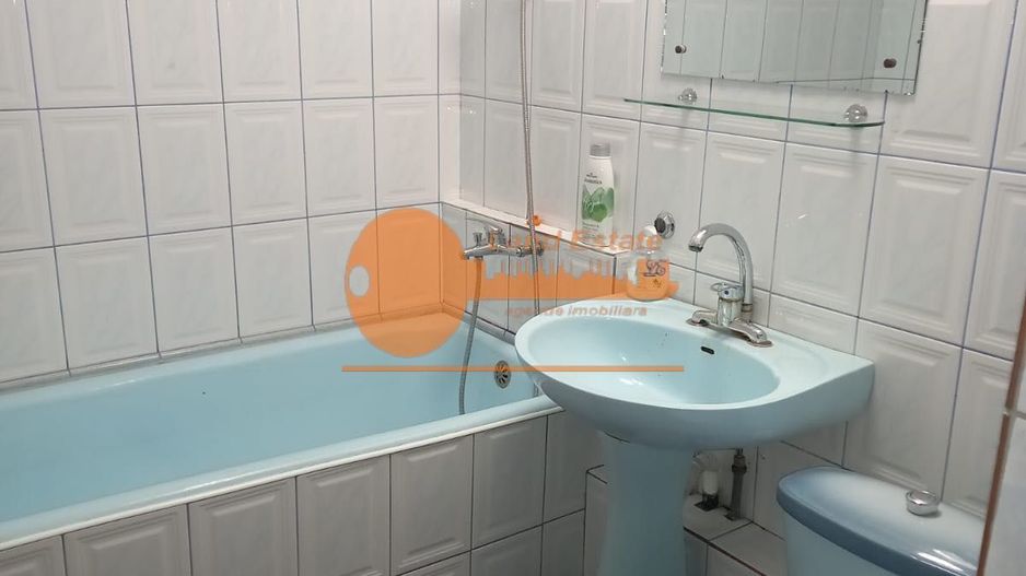 3 camere la 10 minute de Metrou Gorjului - Poză 15