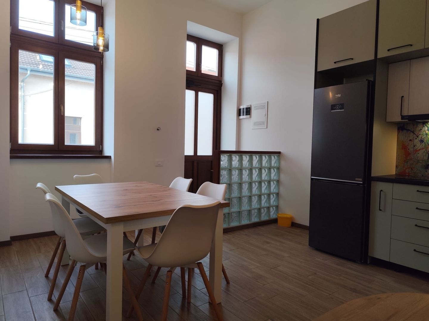 Vanzare | proprietate ultracentrala | studio + ap.2 camere | Oradea - Poză 11