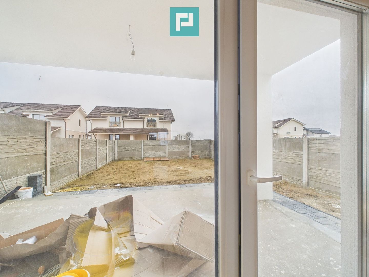 Duplex modern cu etaj si pod 164 mp in Urseni - Poză 31