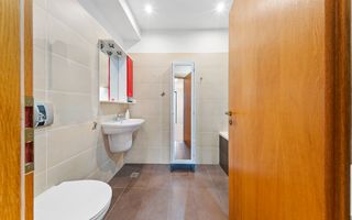 Casa eficienta energetic, cu garaj si 3 locuri de parcare | Faget - Poză 11