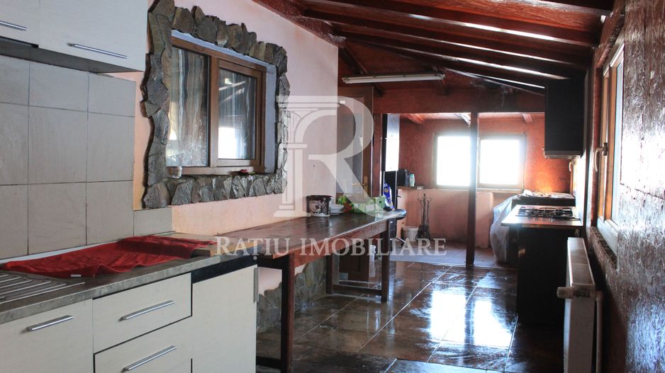 Proprietate rară | 4458 mp teren intravilan | Casă solidă, natură, liniște totală. | Bratca, Bihor. - Poză 41