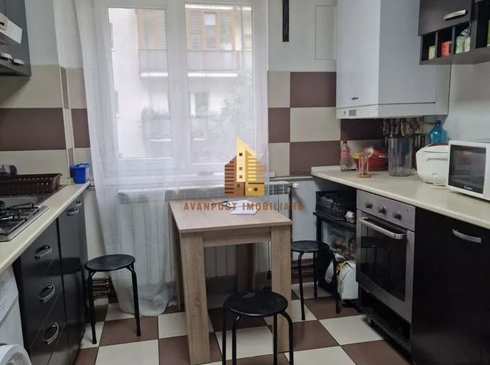 | Apartament cu 3 camere de vanzare | Cartierul Grigorescu | Etaj 1| - Poză 5