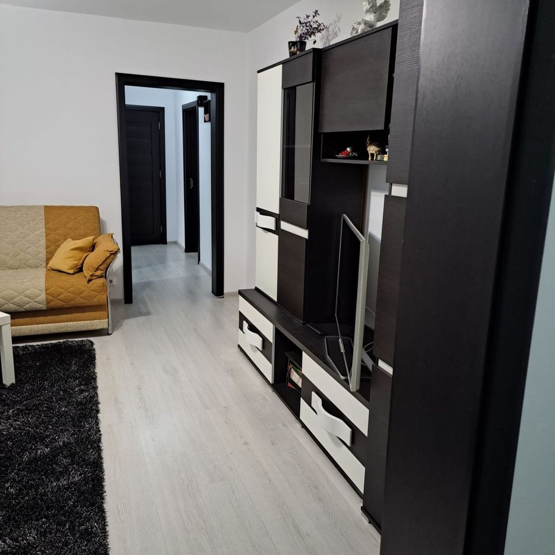 APARTAMENT 3 CAMERE LANGA METROU | GORJULUI - Poză 1