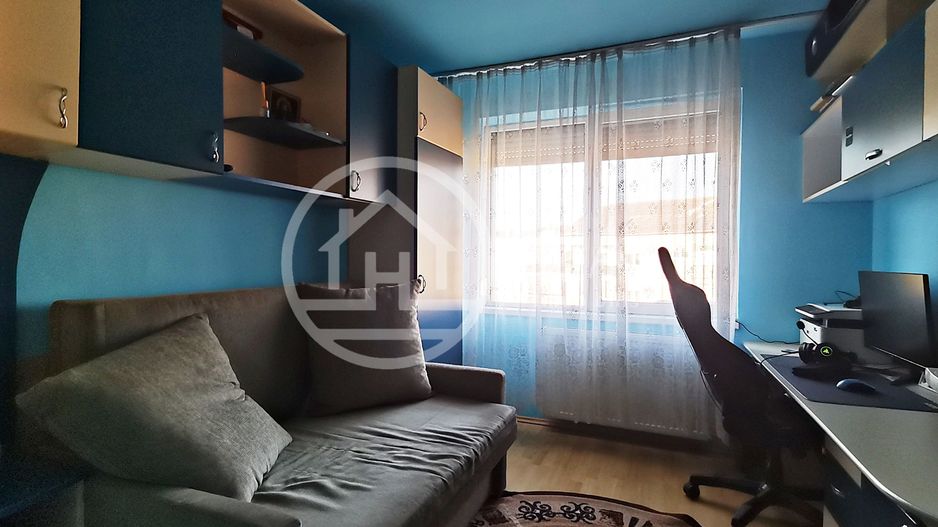 Apartament cu 4 camere de vanzare in Nufarul, Oradea - Poză 13